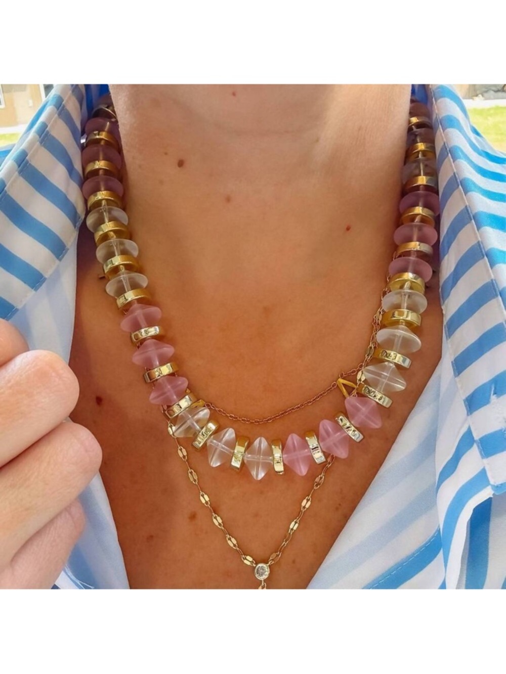 NWT Treasure Jewels Frosted Blush Necklace in Pink